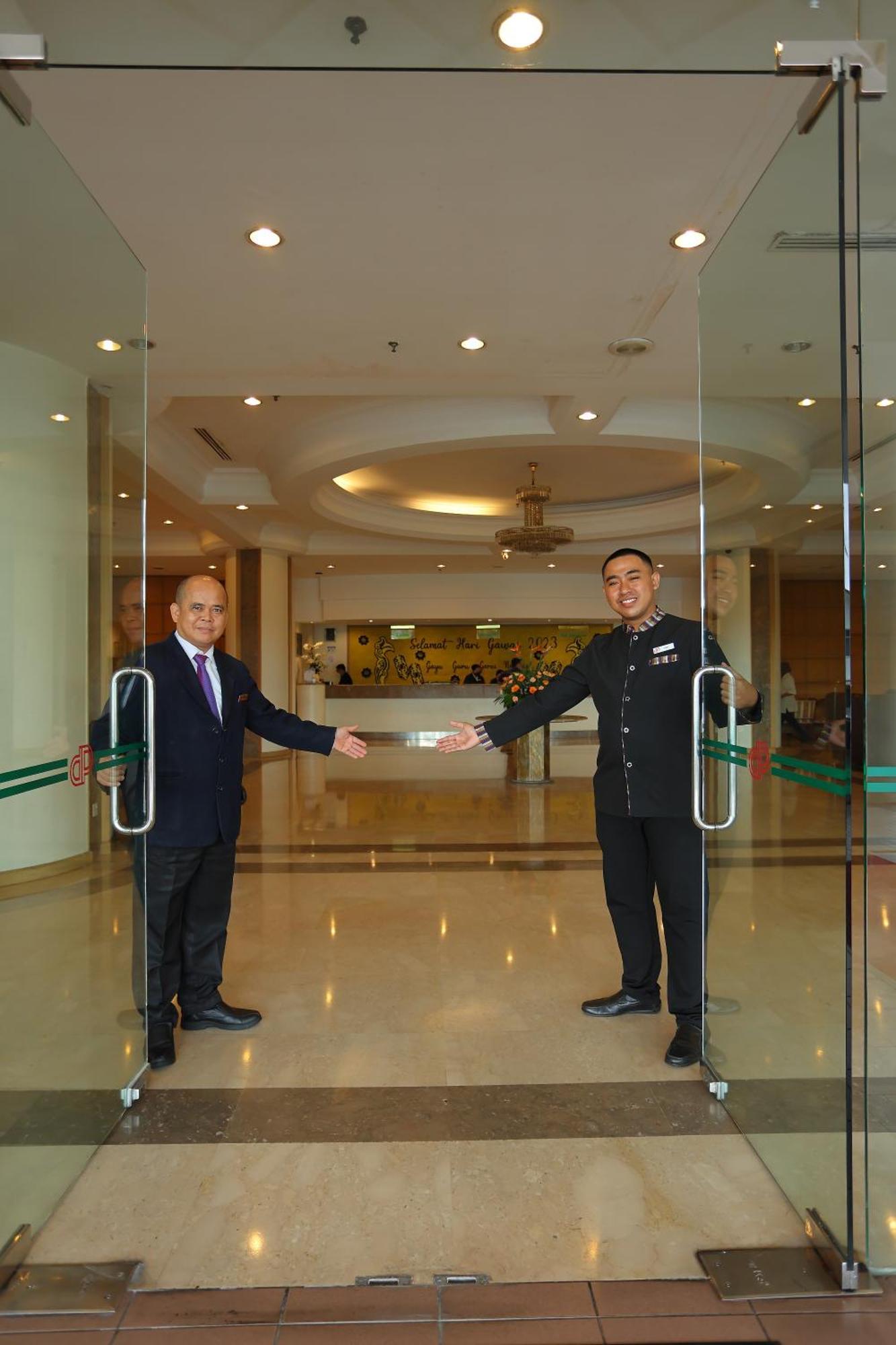 Dynasty Hotel Miri Exterior foto