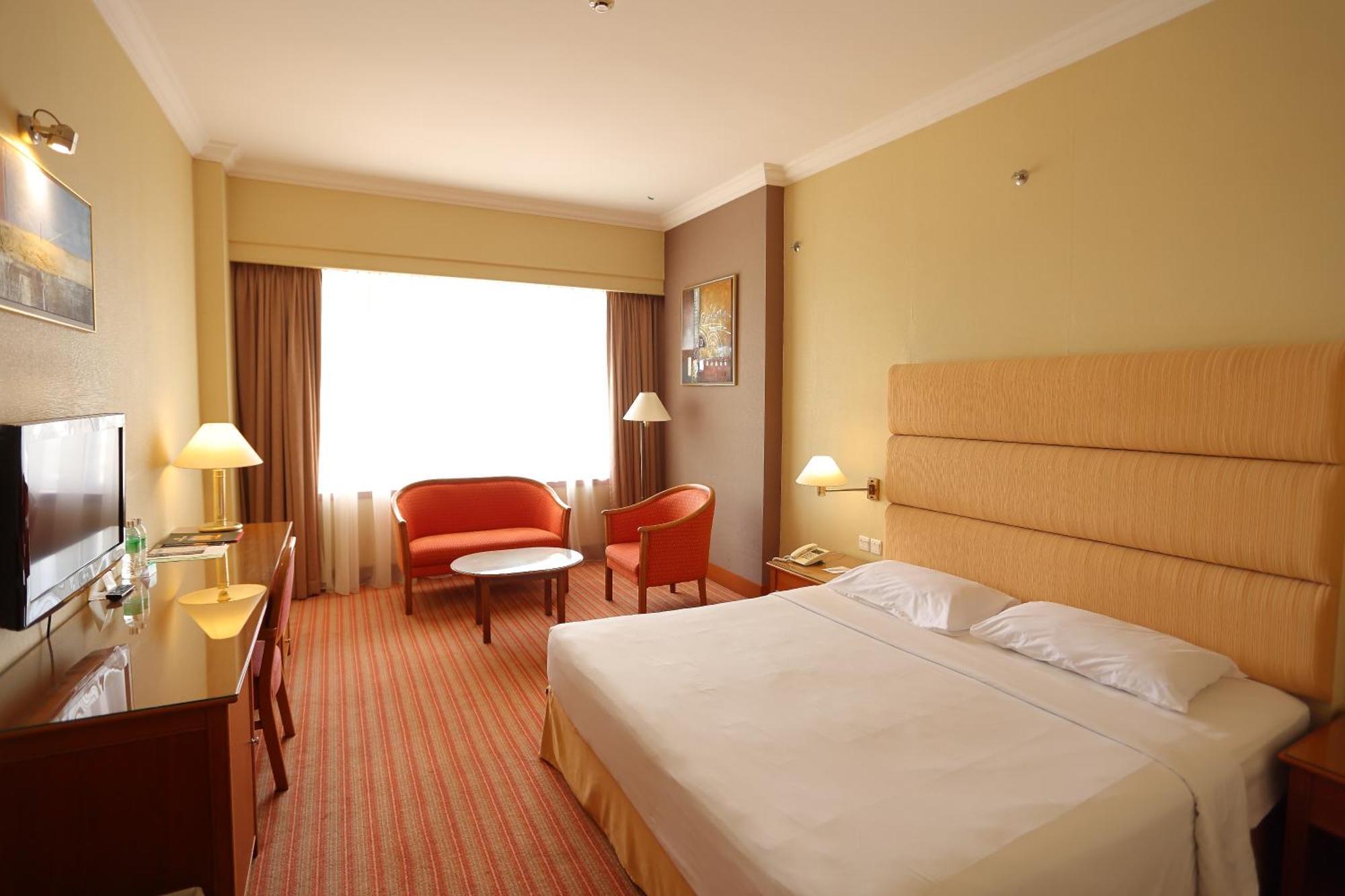 Dynasty Hotel Miri Exterior foto
