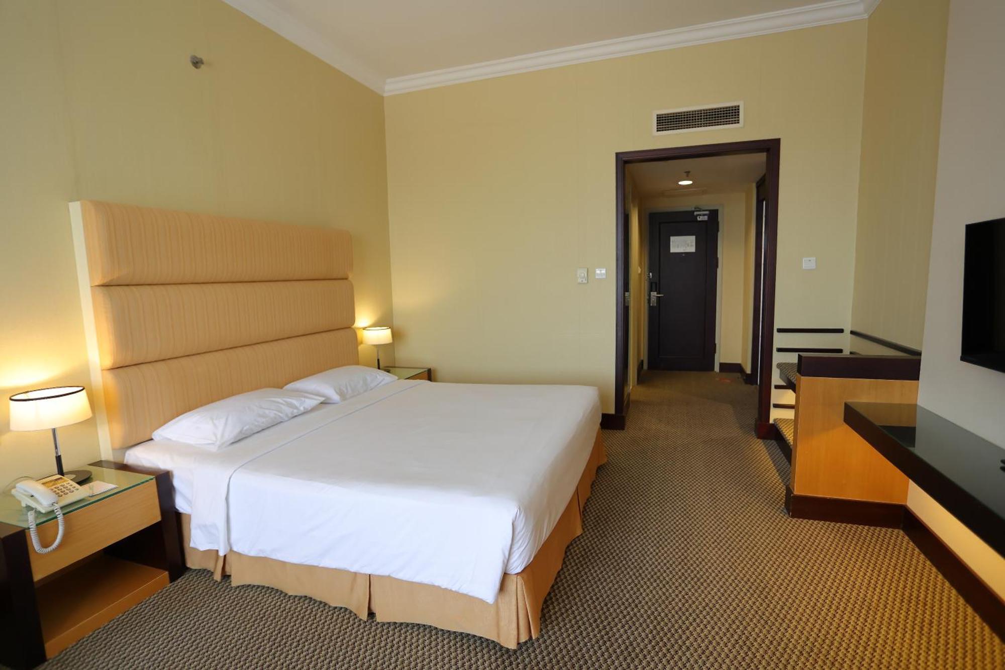 Dynasty Hotel Miri Exterior foto